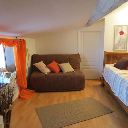 Bed and Breakfast L'Aubinoise Saint-Aubin-la-Plaine Zimmer foto
