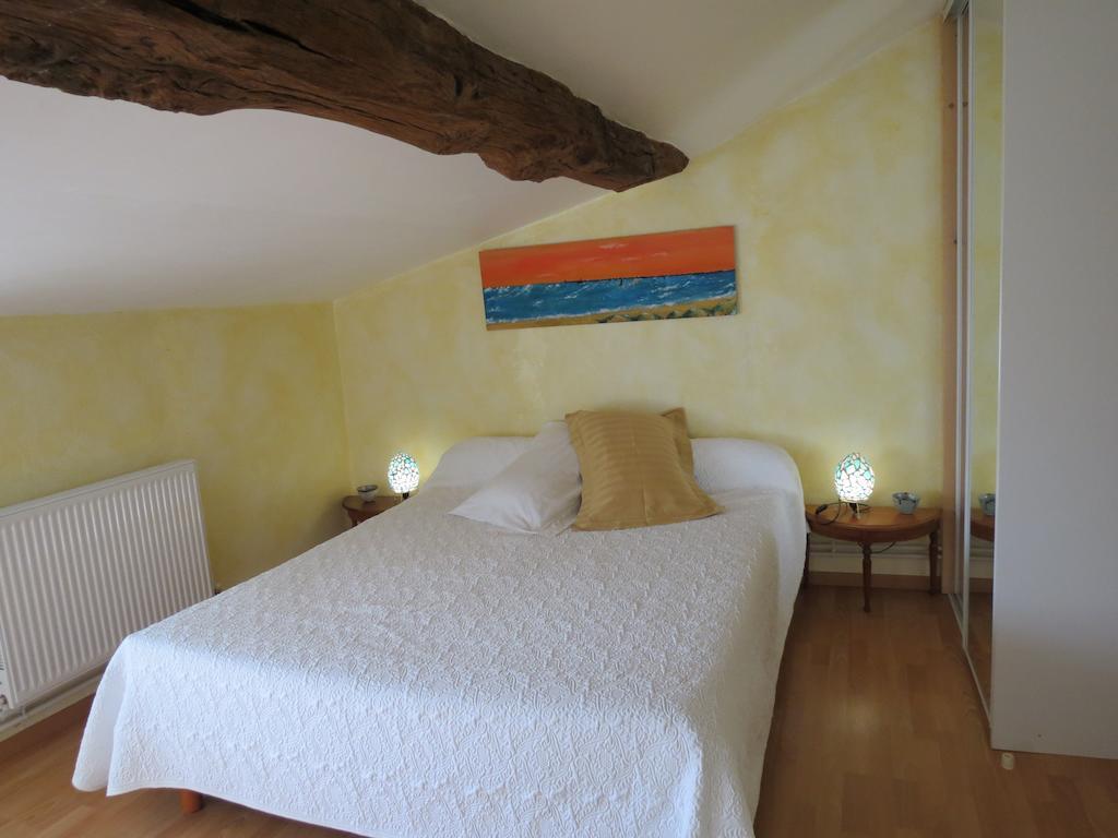 Bed and Breakfast L'Aubinoise Saint-Aubin-la-Plaine Zimmer foto