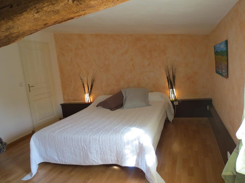 Bed and Breakfast L'Aubinoise Saint-Aubin-la-Plaine Zimmer foto