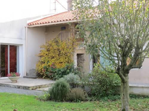 Bed and Breakfast L'Aubinoise Saint-Aubin-la-Plaine Exterior foto